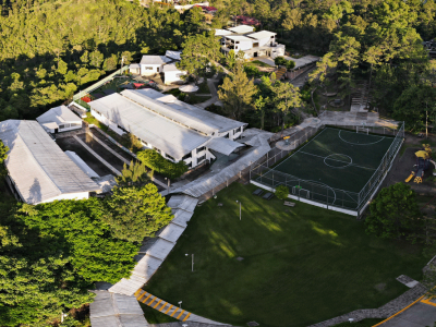 Academia Los Pinares photo